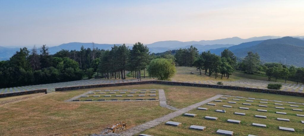 Veduta del Cimitero Militare Germanico della Futa, credit @MartaCalcagno