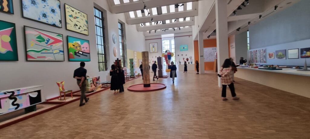 Panoramica mostra Mendini in Triennale, credit @MartaCalcagno